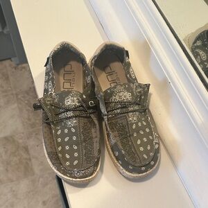 Hey Dude Women’s - Olive Paisley